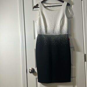 CALVIN KLEIN S/LESS SHEATH DRESS ELEGANT BEADED DETAILS,WHITE/ BLACK SIZE 8 NWT